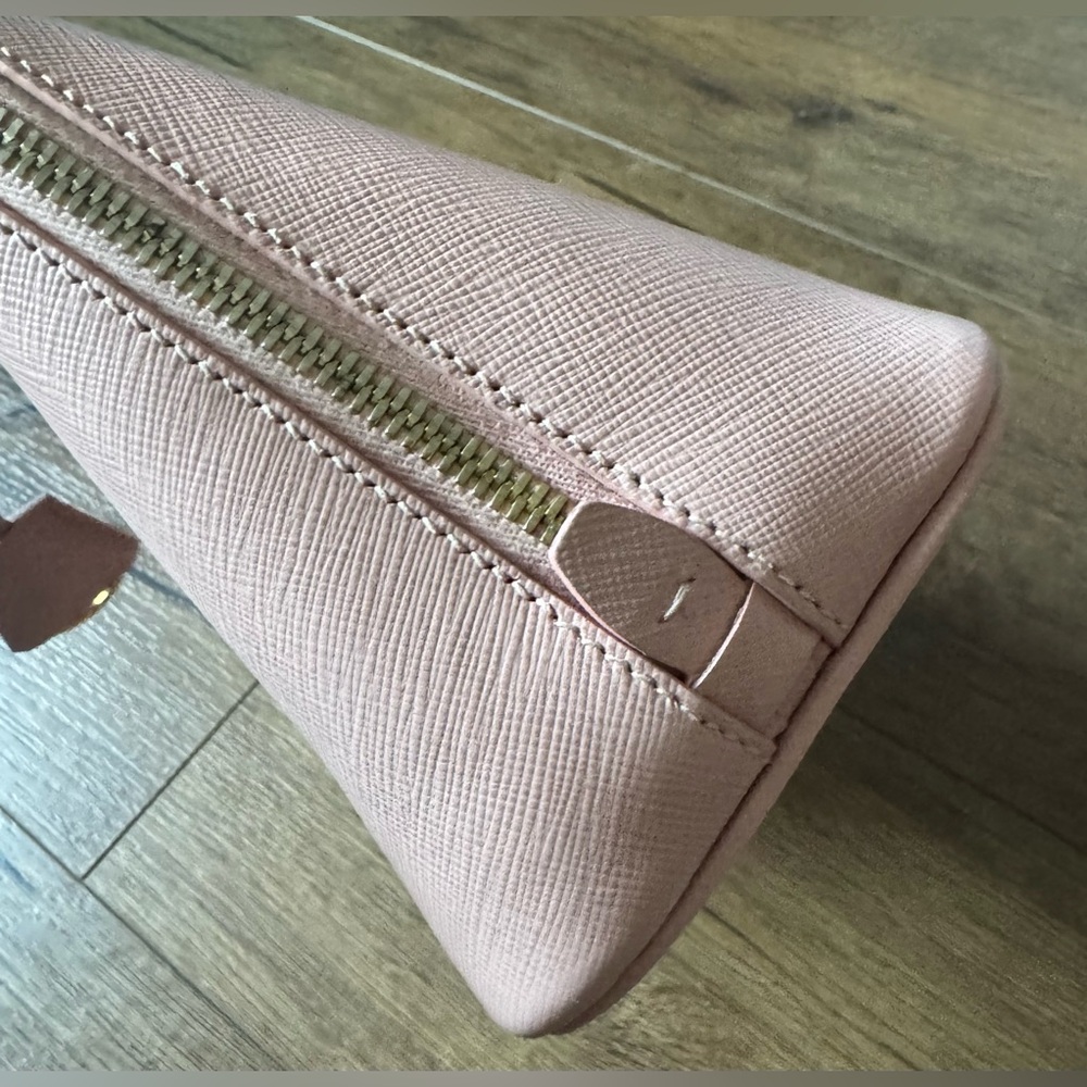 PRADA-AUTHENTIC (Preowned)Pink Saffiano Leather Crossbody Handbag - Picture 11 of 16